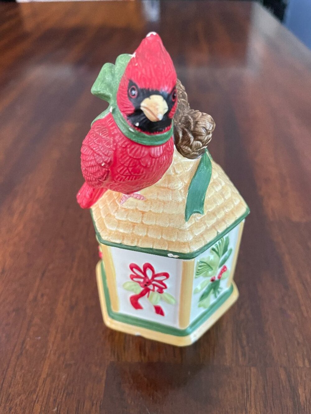 Lenox Winter Greetings Everyday Cardinal Stackable Salt & Pepper Shakers 4.5"
